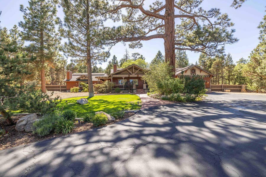 Property photo for 661 Cedar Glen Drive, Big Bear, CA