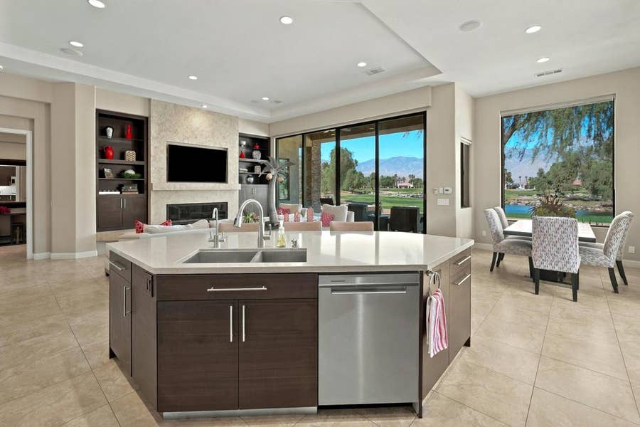 Property photo for 33 ViA Las Flores, Rancho Mirage, CA