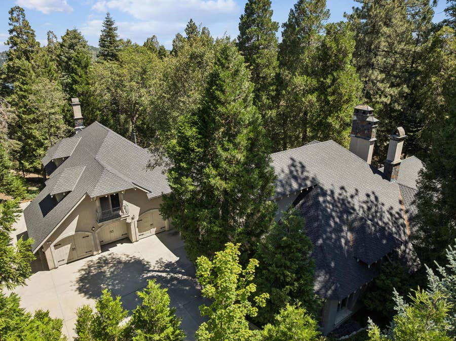 Property photo for 391 Cedar Ridge Drive, Lake Arrowhead, CA