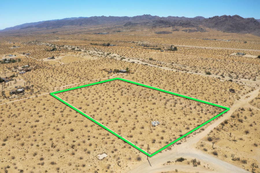 Property photo for 109 Border Avenue, Joshua Tree, CA