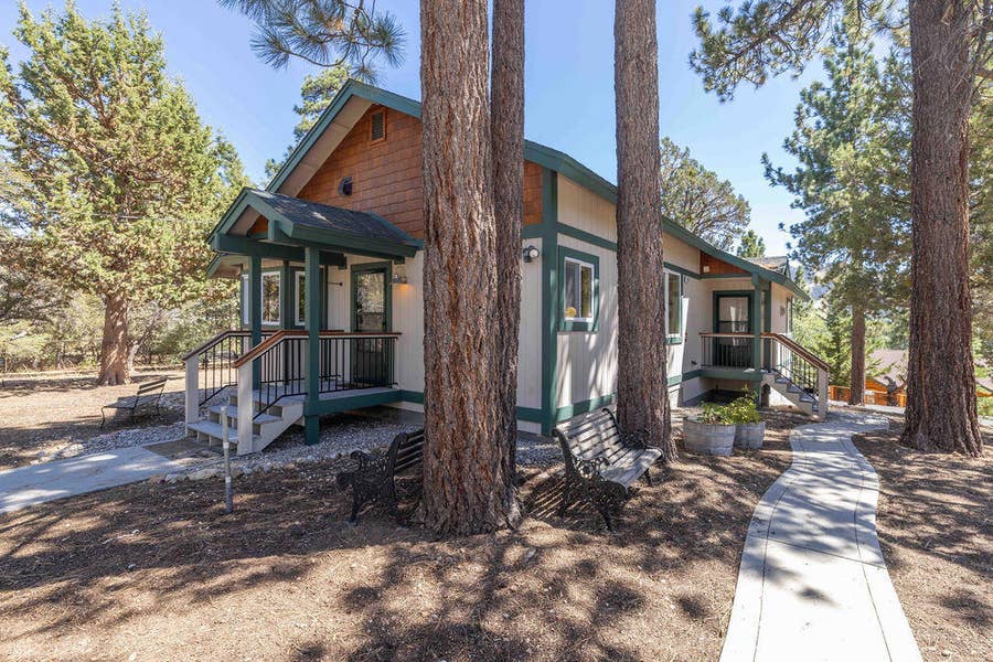 Property photo for 803 Plumas Court, Big Bear, CA