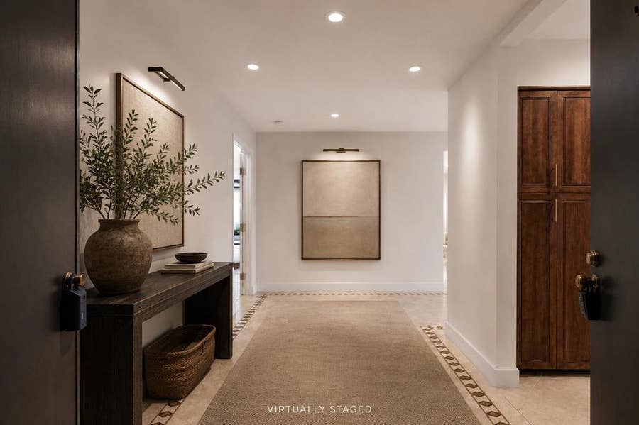 Property photo for 1630 La Reina Way, #3c, Palm Springs, CA