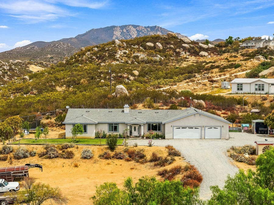 Property photo for 42030 Wildwood Lane, Aguanga, CA