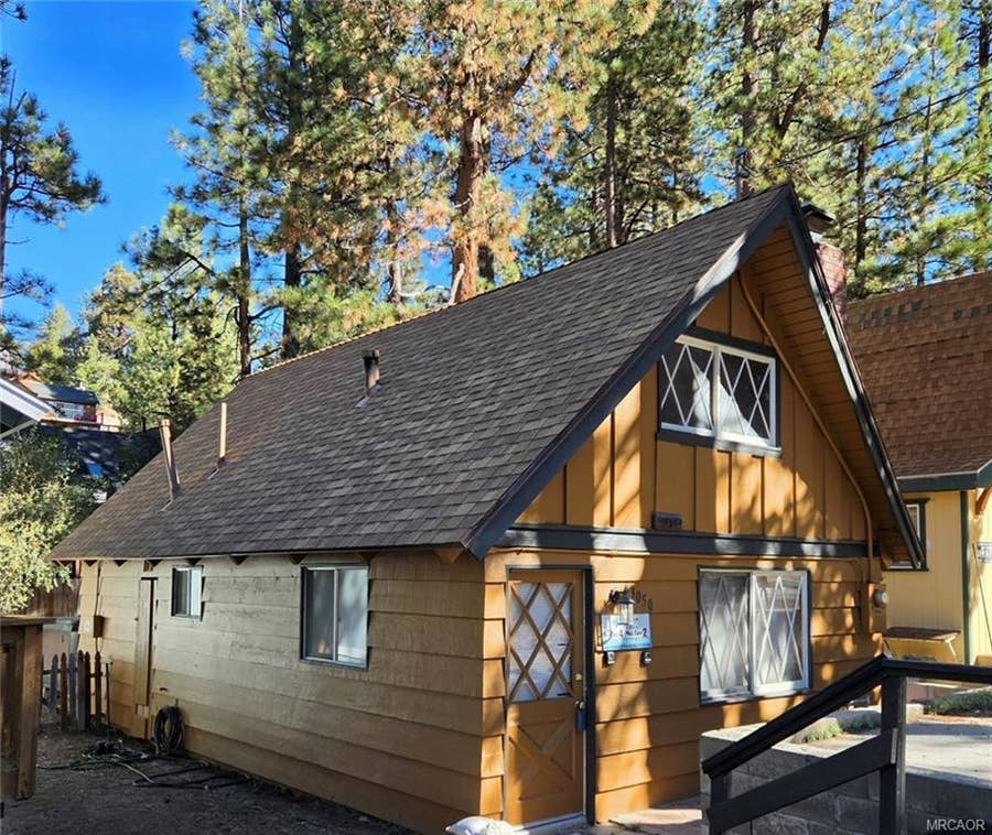Property photo for 43050 Sunset Drive, Big Bear, CA