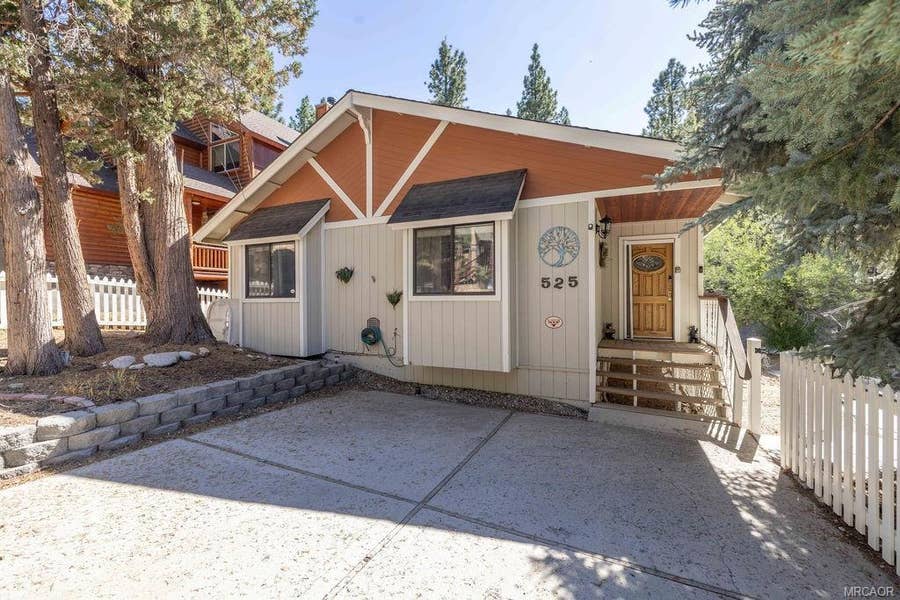 Property photo for 525 Bernhardt Lane, Big Bear, CA