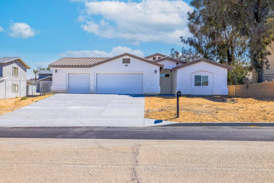 Property photo for 61723 Desert Air Road, Joshua Tree, CA