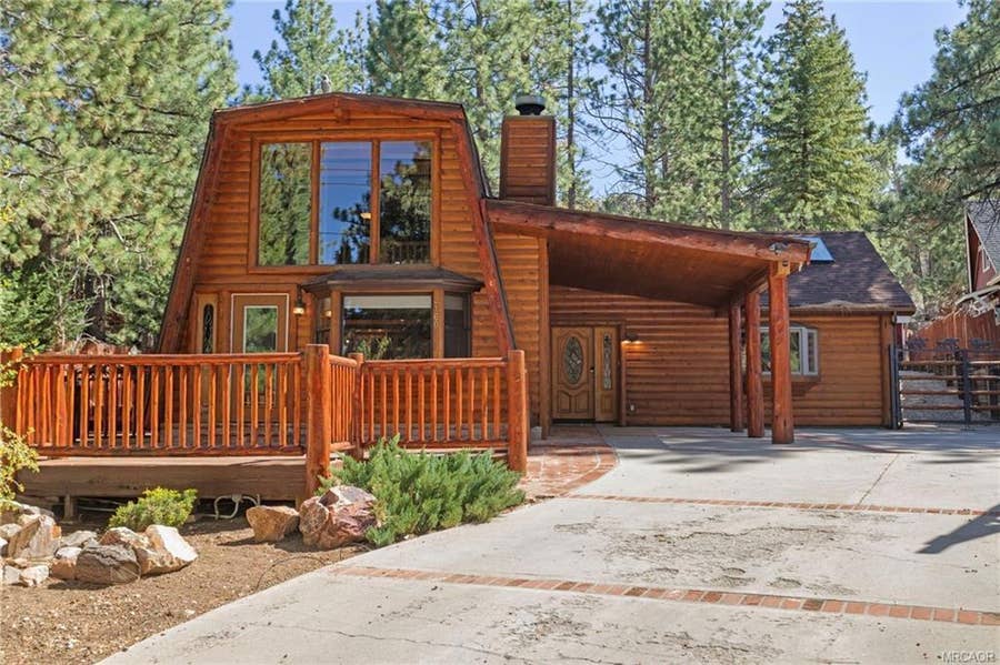 Property photo for 2160 Mariposa Lane, Big Bear, CA