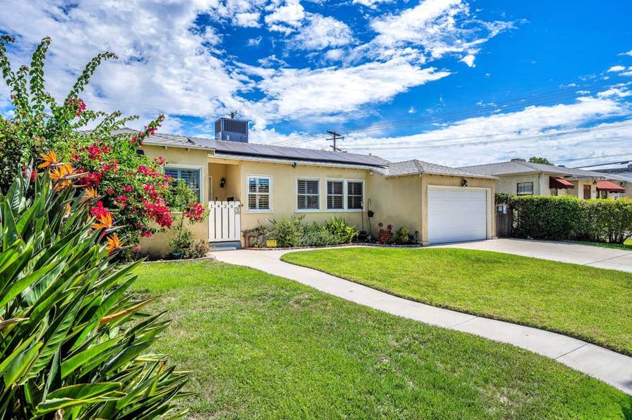 Property photo for 1420 N Evergreen Street, Burbank, CA