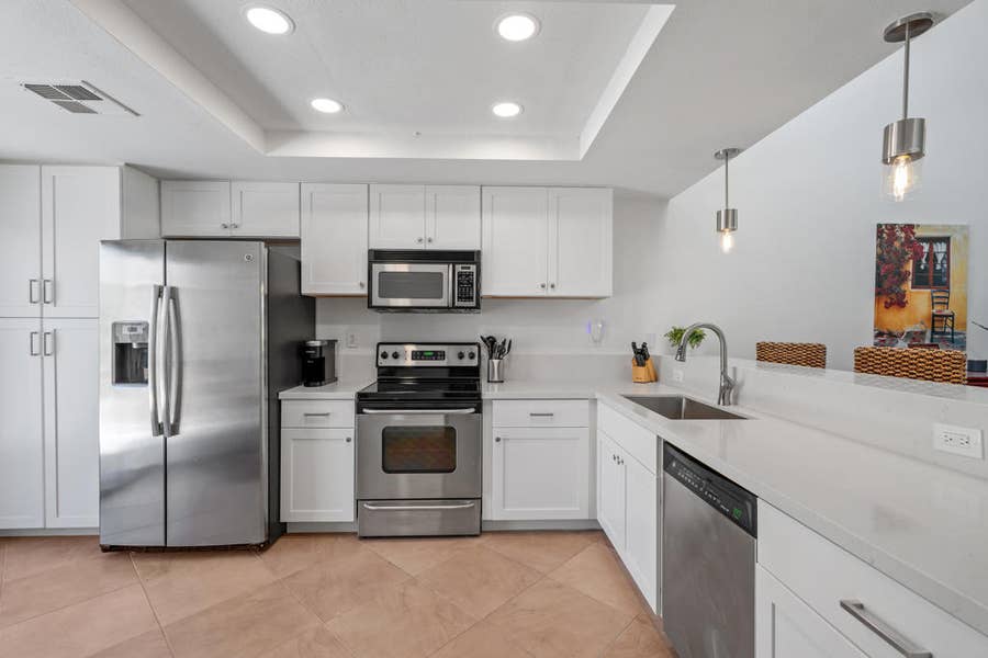 Property photo for 76495 Daffodil Drive, Palm Desert, CA