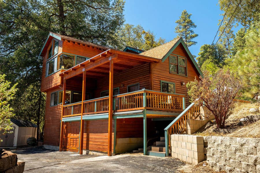 Property photo for 25070 Highway 243 Highway, Idyllwild, CA