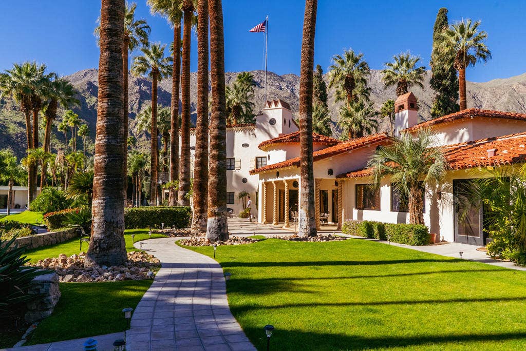 457 W Hermosa Place, Palm Springs, CA 92262 H-EXT-DAY-123