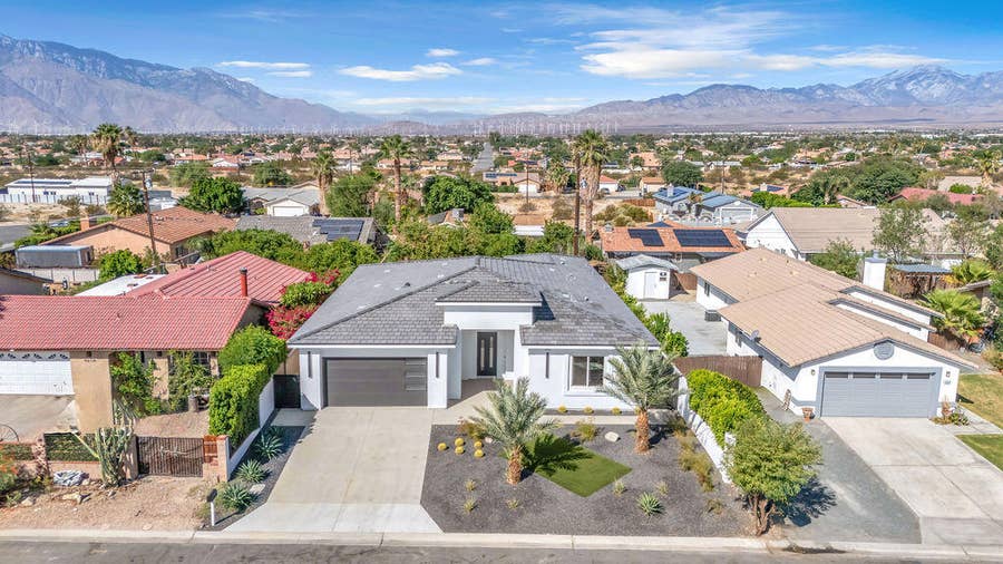 Property photo for 15483 Avenida Atezada, Desert Hot Springs, CA