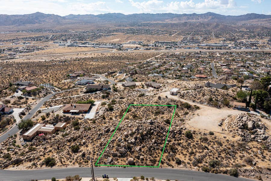 Property photo for 204 Bandera Road, Yucca Valley, CA
