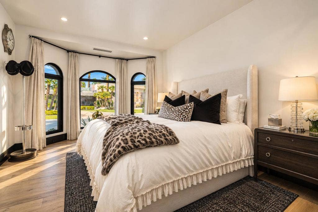 Bedroom 2 in Main House