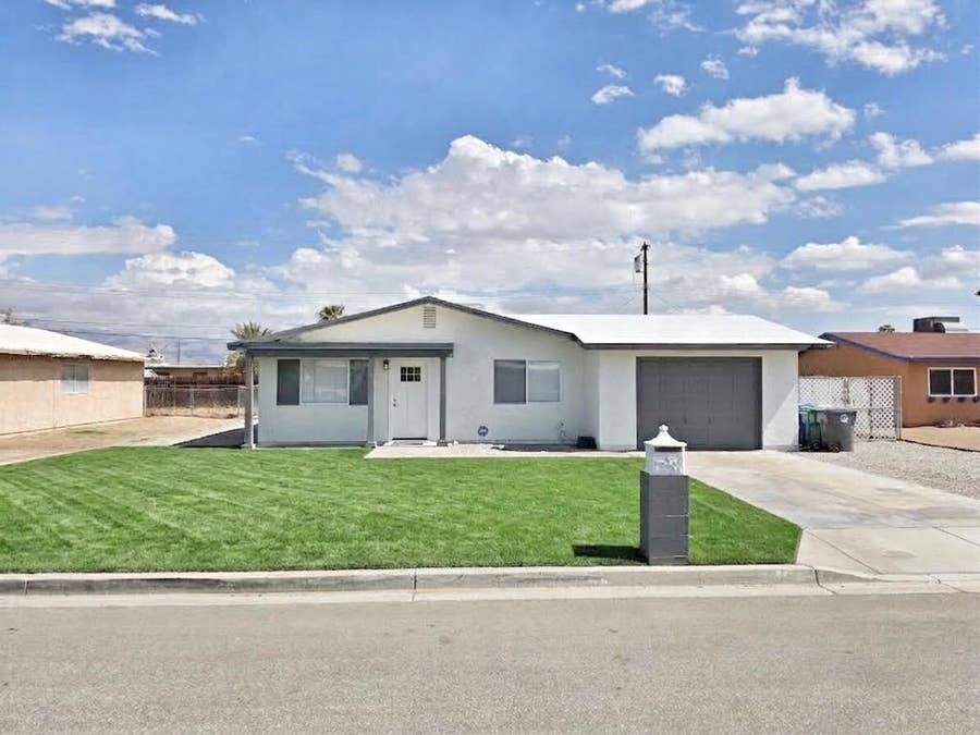Property photo for 43186 Nairobi Drive, Indio, CA