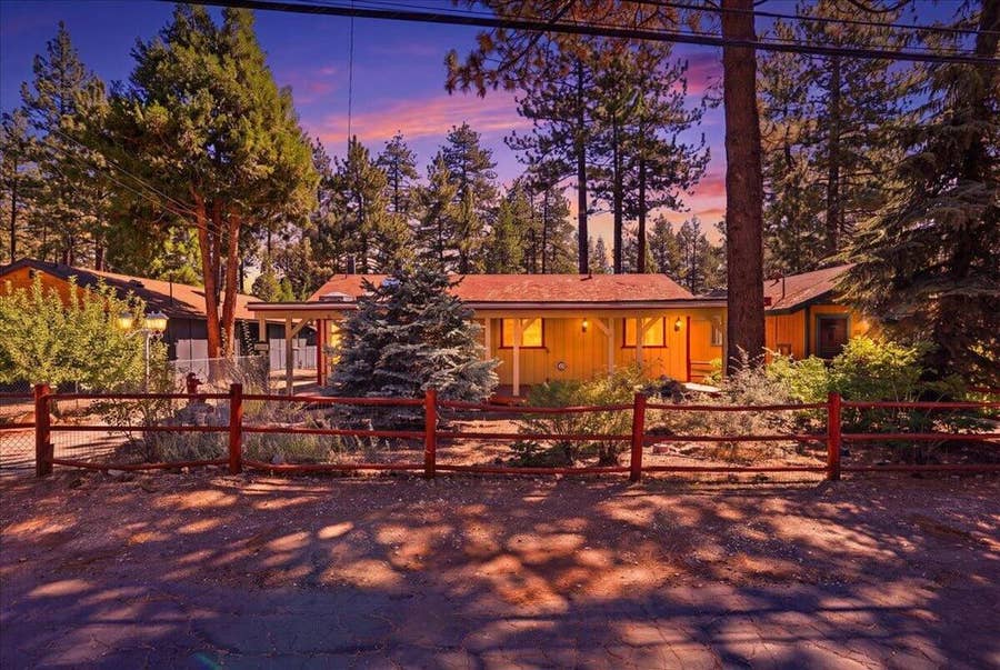 Property photo for 1016 Anita Avenue, Big Bear, CA
