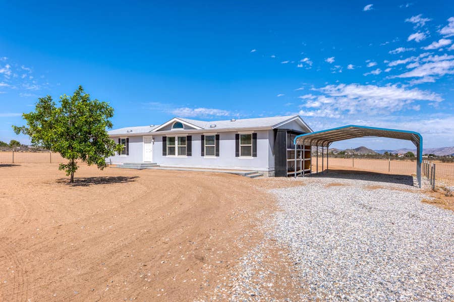 Property photo for 60382 Stearman Road, Landers, CA