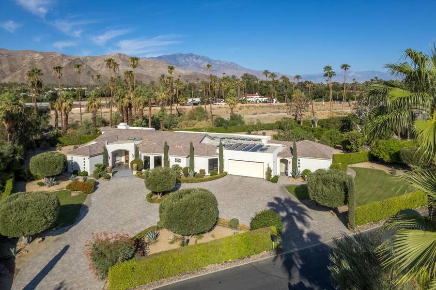 Property photo for 10 Clancy Lane S, Rancho Mirage, CA