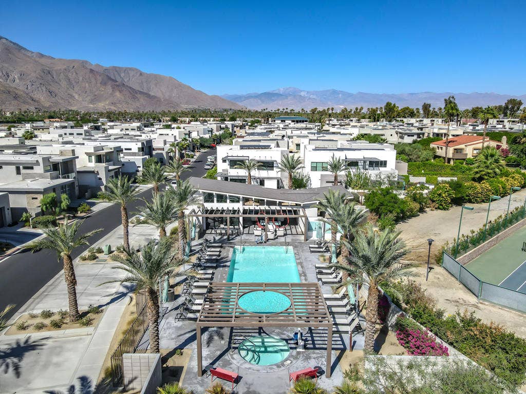 2712 Dancing Sands Drive, Palm Springs, CA 92262 Vibe6