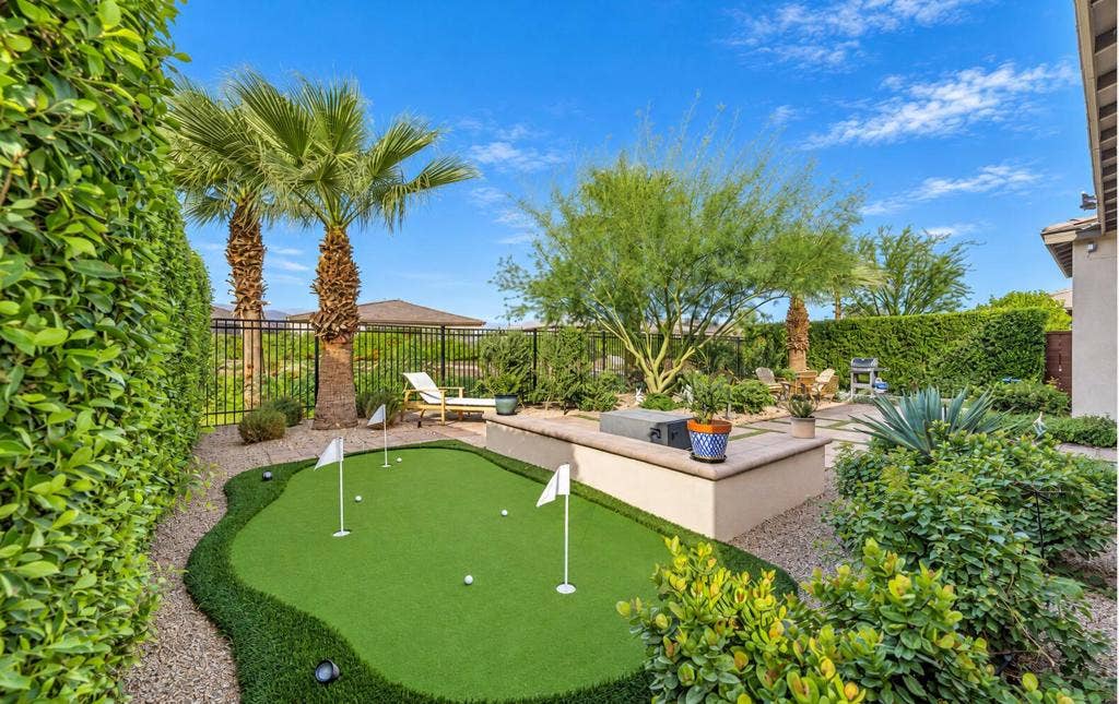50845 Harps Canyon Drive, Indio, CA 92201 Putting green
