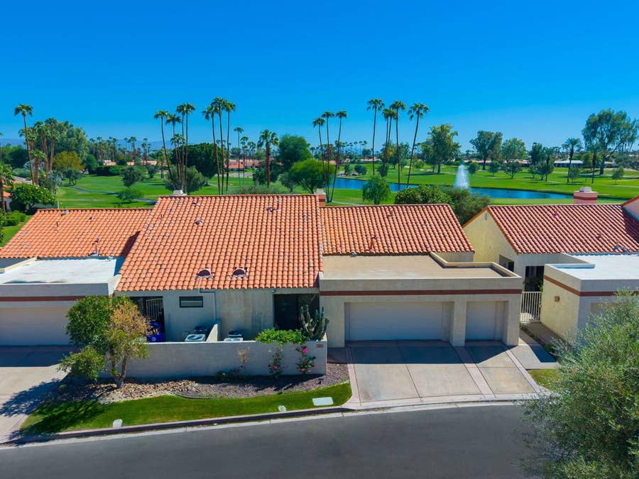 Property photo for 49430 Avenida Club La Quinta, La Quinta, CA