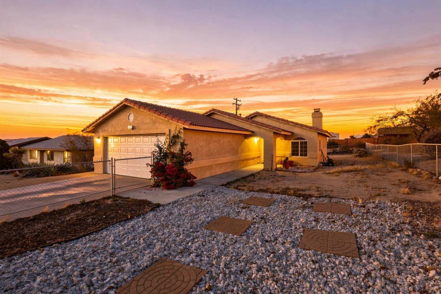 Property photo for 6829 Quail Spring Avenue, Palms, CA