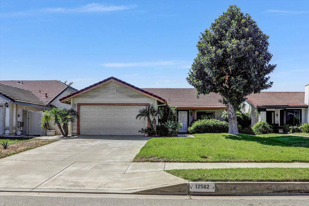 12582 Fern Avenue, Chino, CA 91710 01-IMG_2910