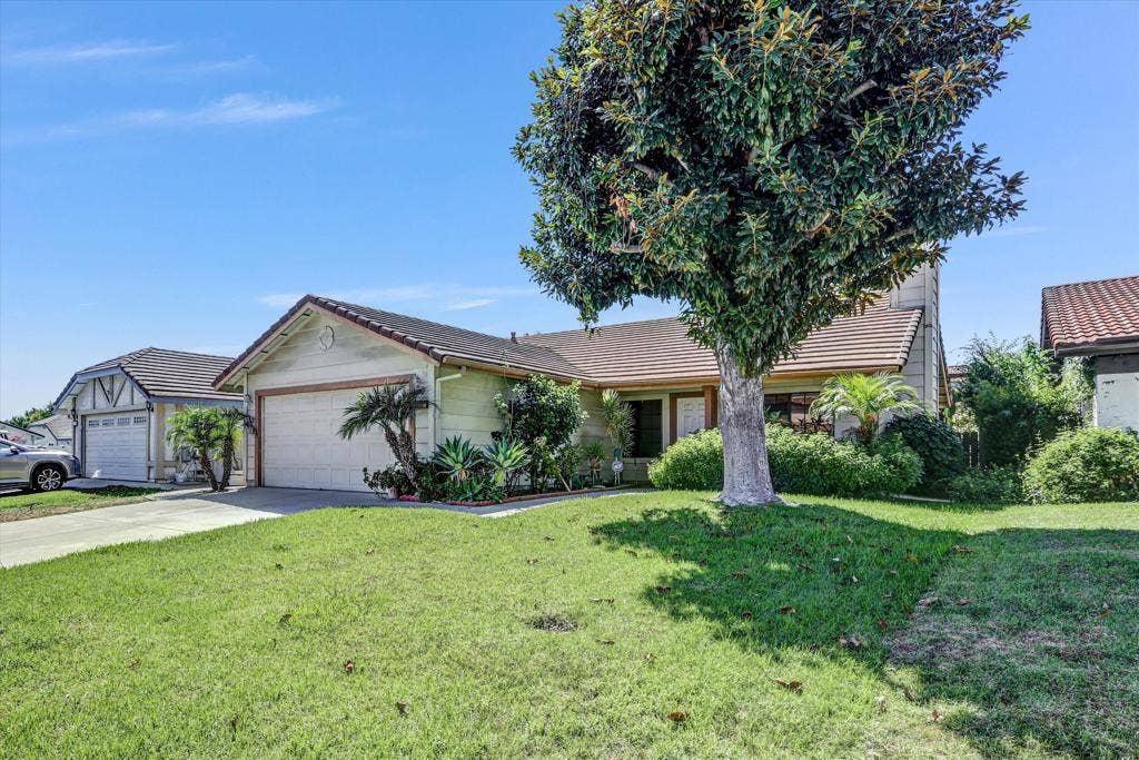 12582 Fern Avenue, Chino, CA 91710 03-IMG_2908