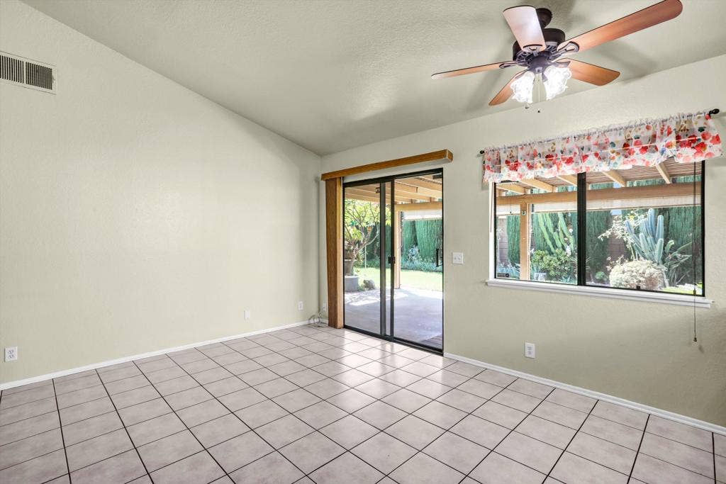 12582 Fern Avenue, Chino, CA 91710 09-216A8637_38_39_40_41