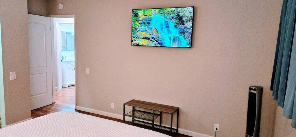 19385 Houston Drive, Banning, CA 92220 picture tv