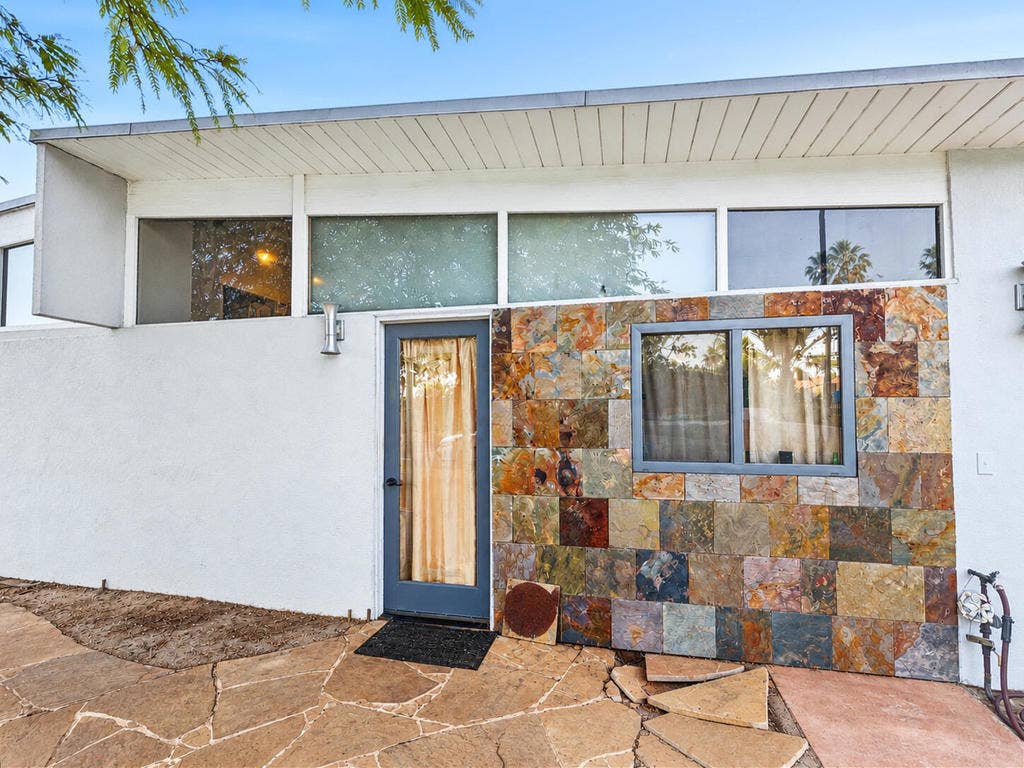345 E Glen Circle S, Palm Springs, CA 92262 IMG_0974