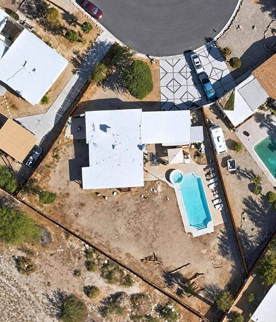 345 E Glen Circle S, Palm Springs, CA 92262 D46A217F-A04C-4299-8BA3-8BA74CA39AA4