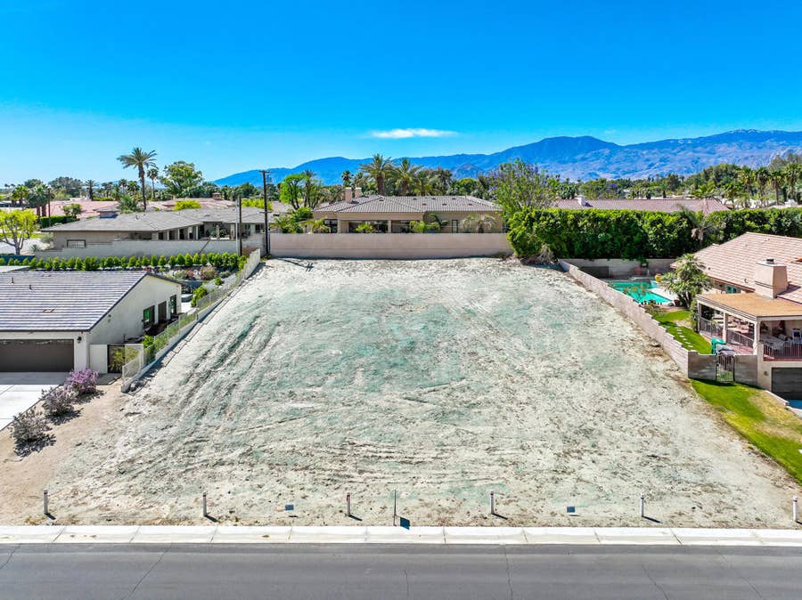 Property photo for Camelback, Bermuda Dunes, CA