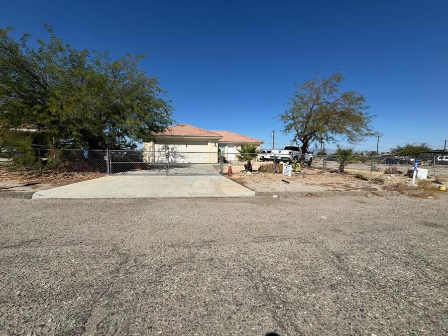 Property photo for 1376 Carpenteria Avenue, Thermal, CA