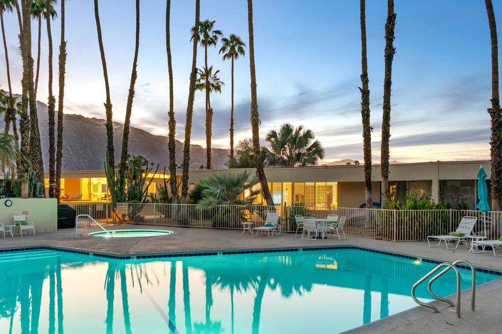 139 Desert Lakes Drive, Palm Springs, CA 92264 -