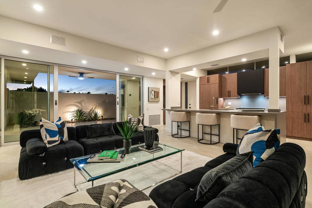 139 Desert Lakes Drive, Palm Springs, CA 92264 -