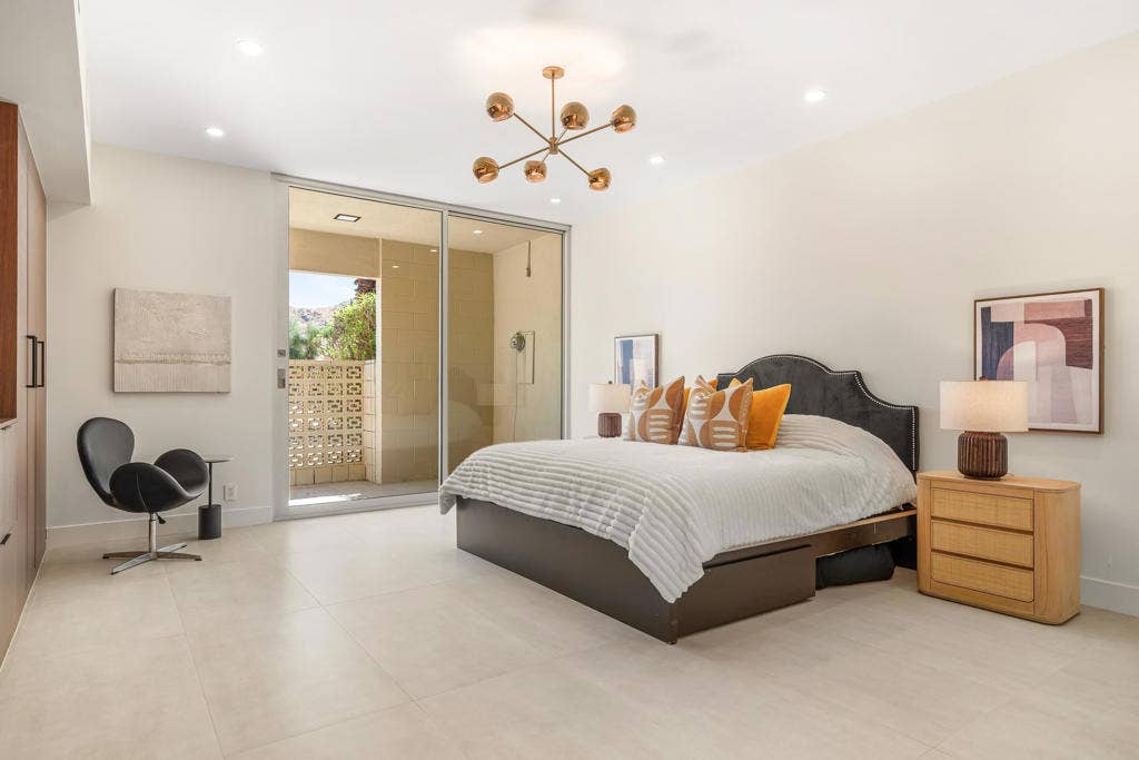 139 Desert Lakes Drive, Palm Springs, CA 92264 -
