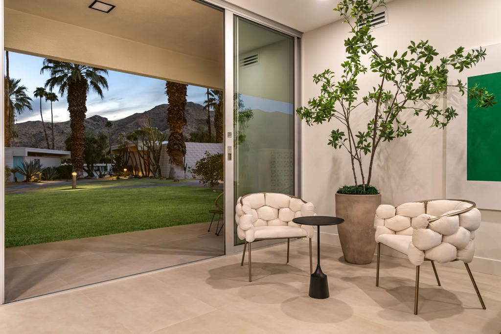 139 Desert Lakes Drive, Palm Springs, CA 92264 -