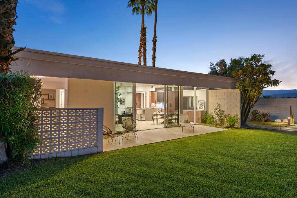 139 Desert Lakes Drive, Palm Springs, CA 92264 -