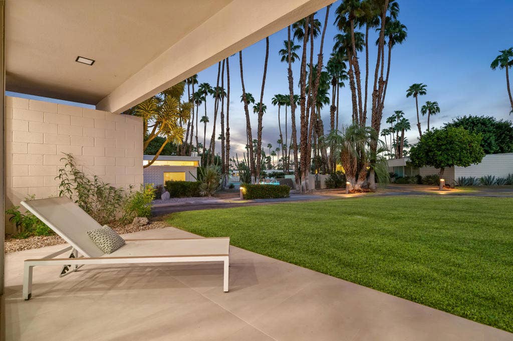 139 Desert Lakes Drive, Palm Springs, CA 92264 -