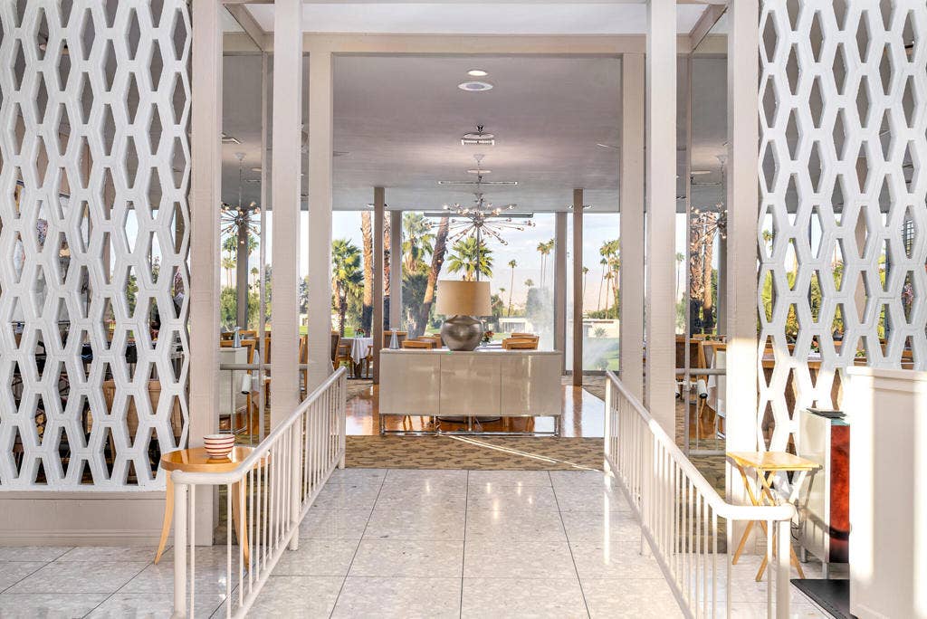 139 Desert Lakes Drive, Palm Springs, CA 92264 .