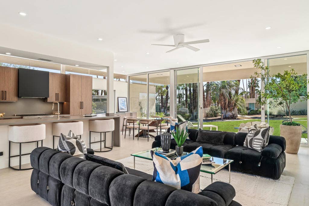 139 Desert Lakes Drive, Palm Springs, CA 92264 -