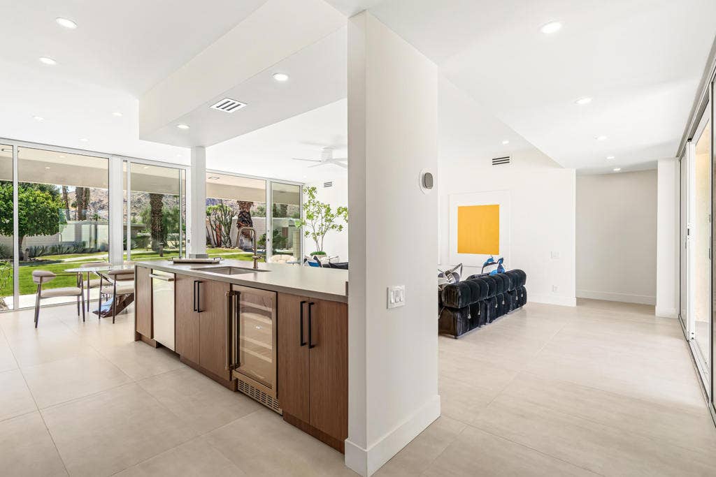 139 Desert Lakes Drive, Palm Springs, CA 92264 -