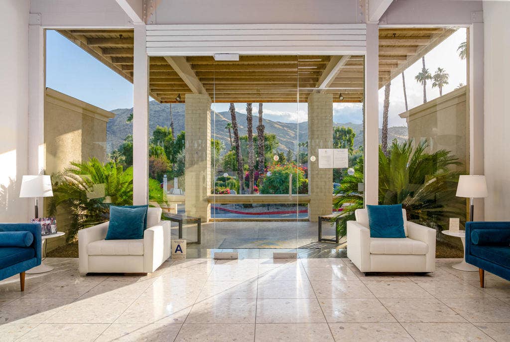 139 Desert Lakes Drive, Palm Springs, CA 92264 .