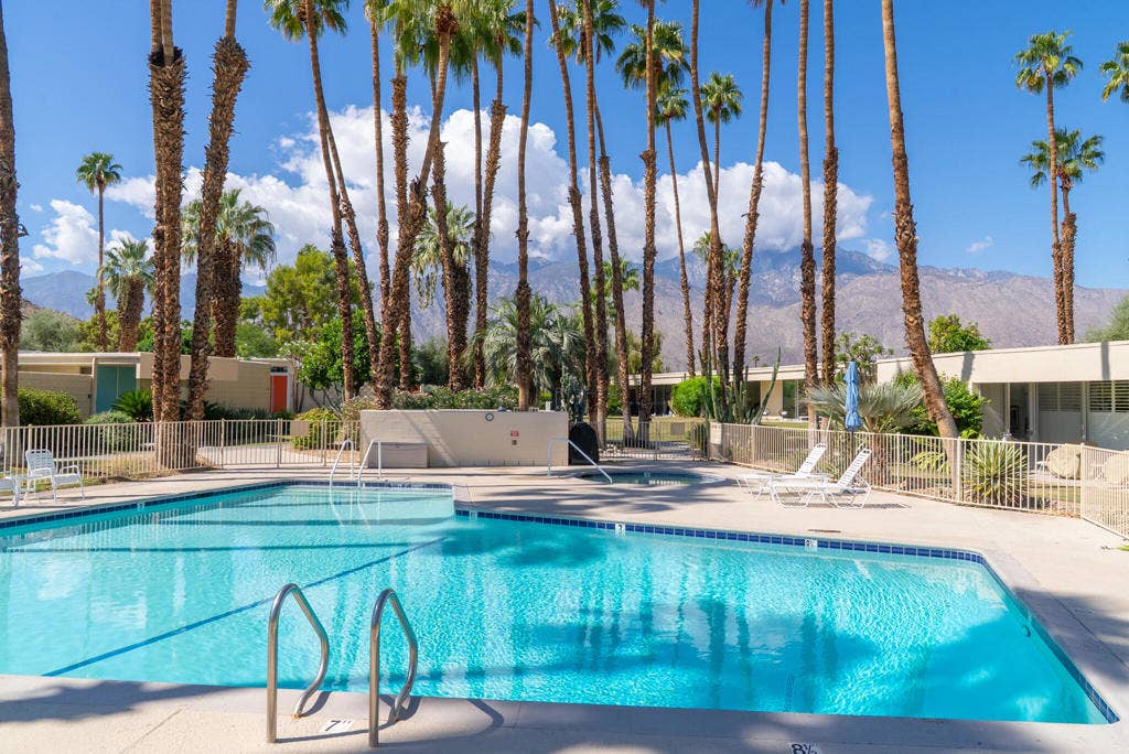 139 Desert Lakes Drive, Palm Springs, CA 92264 -