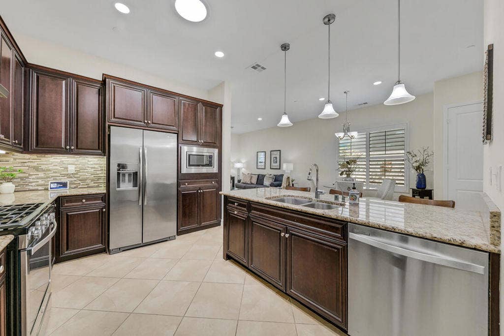 38469 Camino Aguacero, Indio, CA 92203 09 KITCHEN MLS