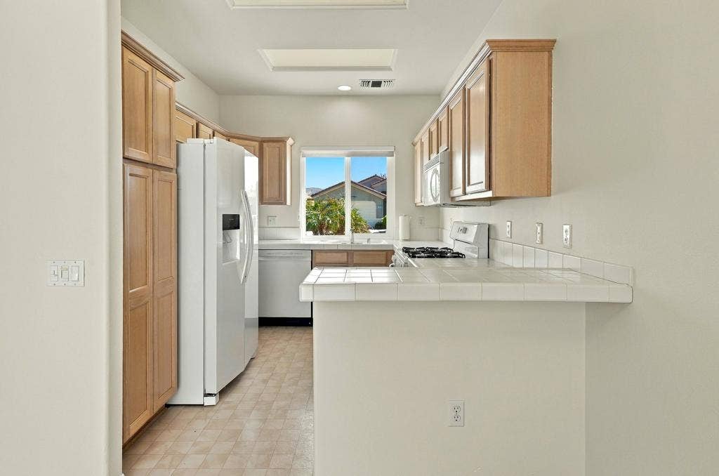 36583 Monarch Pass, Palm Desert, CA 92211 Photo-15