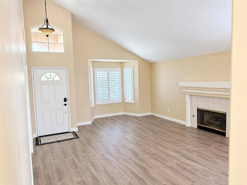 78645 Forbes Circle, La Quinta, CA 92253 Living Room