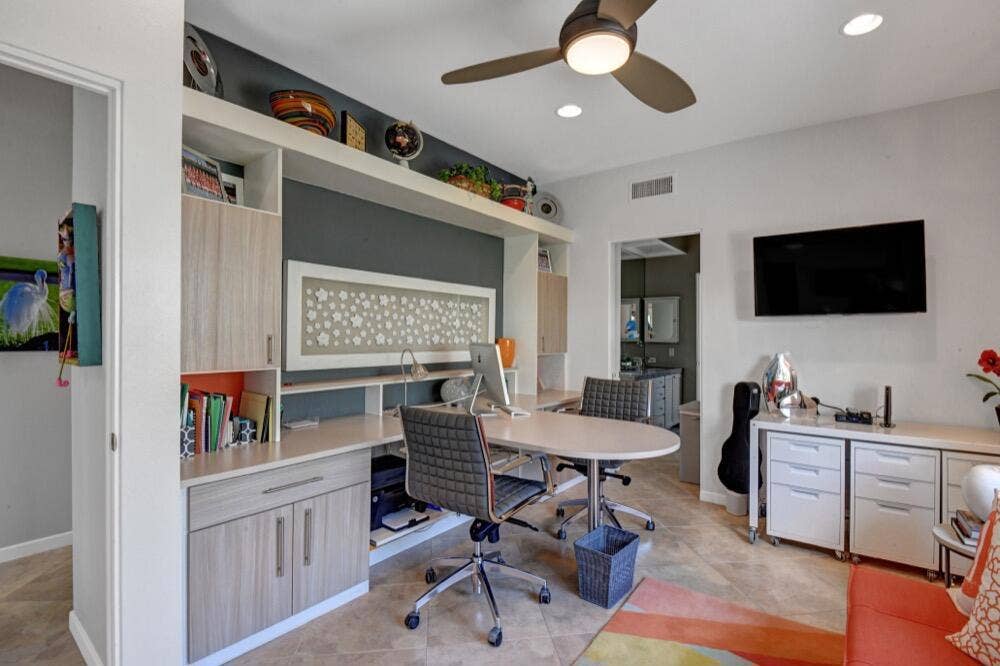 015DEN BUILT IN OFFICE