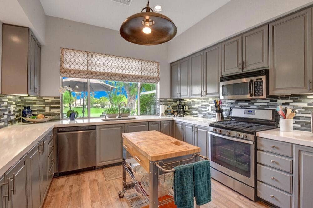 009KITCHEN